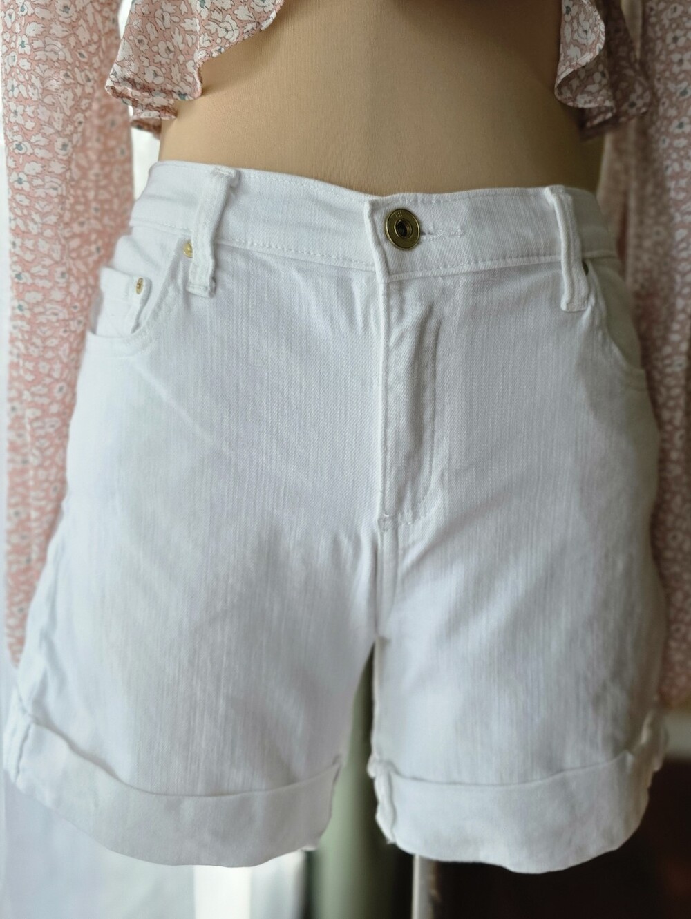 White Cuffed Denim Jean Shorts - Size 4 Tommy Hilfiger Coastal Grandma Preppy